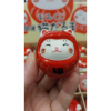 Manekineko Daruma, rot
